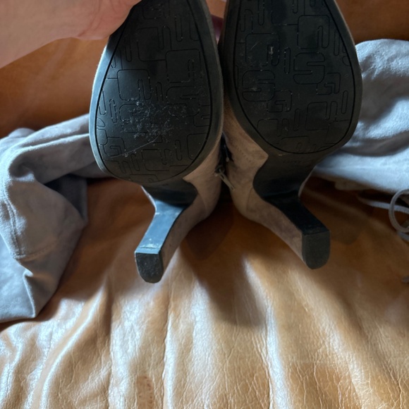 Knee high suede boots - Picture 3 of 5